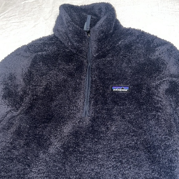 Patagonia fuzzy pullover - Picture 2 of 3